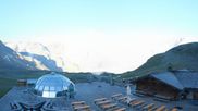 Archiviertes Webcam Bild: Skigebiet Sulden: Panoramakamera Madritschhütte am 12.07.2026 um 07:29 Uhr