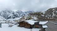 Archiviertes Webcam Bild: Skigebiet Sulden: Panoramakamera Madritschhütte am 28.10.2026 um 14:16 Uhr