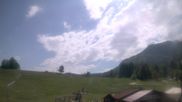 Archiviertes Webcam Bild: Petzen: Übungslift und Petzen-Nest am 25.05.2026 um 12:31 Uhr