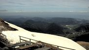 Archived webcam image showing Puchberg am Schneeberg, Fischerhütte on 10 May 2026 at 16:19
