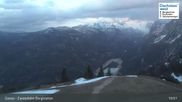 Archiviertes Webcam Bild: Dachstein West: Zwieselalm Bergstation am 17.04.2026 um 03:44 Uhr