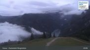 Archiviertes Webcam Bild: Dachstein West: Zwieselalm Bergstation am 26.08.2026 um 03:18 Uhr