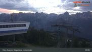 Archiviertes Webcam Bild: Hinterstoder: Höss-Express Bergstation am 26.08.2026 um 21:14 Uhr
