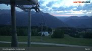 Archiviertes Webcam Bild: Hinterstoder: Bergstation Hirschkogelbahn am 12.07.2026 um 05:43 Uhr