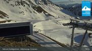Archived webcam image showing Adler Lounge, Cimaross - Kals am Großglockner on 17 Apr 2026 at 19:27
