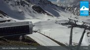 Archived webcam image showing Adler Lounge, Cimaross - Kals am Großglockner on 17 Apr 2026 at 11:27