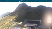 Archived webcam image showing Kanzelwandbahn top station on 28 Jul 2026 at 07:33