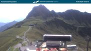Archiviertes Webcam Bild: Kanzelwandbahn Bergstation am 04.08.2026 um 10:21 Uhr