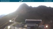 Archived webcam image showing Kanzelwandbahn top station on 1 Oct 2026 at 08:14