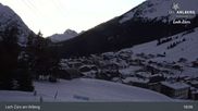 Archived webcam image showing Oberlech (Arlberg Mountain): Flühenlift on 27 Feb 2026 at 01:30