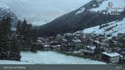 Archived webcam image showing Oberlech (Arlberg Mountain): Flühenlift on 17 May 2026 at 01:14