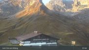 Archived webcam image showing Mountain Restaurant Seekopf (Zürs) on 4 Oct 2026 at 08:18