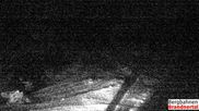 Archiviertes Webcam Bild: Brandnertal: Bergstation Dorfbahn am 13.04.2026 um 04:47 Uhr