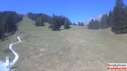 Archiviertes Webcam Bild: Brandnertal: Bergstation Dorfbahn am 12.07.2026 um 10:48 Uhr