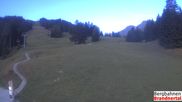 Archiviertes Webcam Bild: Brandnertal: Bergstation Dorfbahn am 26.08.2026 um 08:19 Uhr