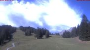 Archived webcam image showing mountain station 