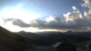 Archived webcam image showing mountain station 