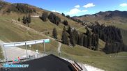 Archived webcam image showing Ski Resort Diedamskopf - Wedelstube on 12 Sep 2026 at 12:00