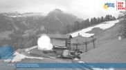 Archiviertes Webcam Bild: Seilbahnen Sonntag: Bergstation Pendelbahn am 12.04.2026 um 06:53 Uhr