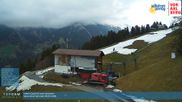 Archiviertes Webcam Bild: Seilbahnen Sonntag: Bergstation Pendelbahn am 12.04.2026 um 08:53 Uhr