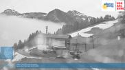 Archiviertes Webcam Bild: Seilbahnen Sonntag: Bergstation Pendelbahn am 13.04.2026 um 06:28 Uhr