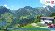 Archiviertes Webcam Bild: Seilbahnen Sonntag: Bergstation Pendelbahn am 28.05.2026 um 14:59 Uhr
