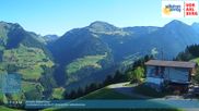 Archiviertes Webcam Bild: Seilbahnen Sonntag: Bergstation Pendelbahn am 12.07.2026 um 08:50 Uhr