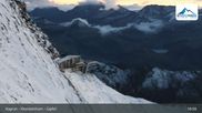 Archiviertes Webcam Bild: Gipfelstation Kitzsteinhorn am 10.10.2026 um 01:23 Uhr