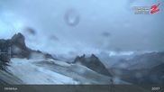 Archived webcam image showing Hintertux Glacier: "Gefrorene Wand" Summit on 29 Aug 2026 at 01:54
