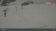 Archiviertes Webcam Bild: Tuxer Fernerhaus am Hintertuxer Gletscher am 12.04.2026 um 17:34 Uhr