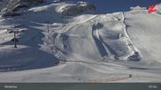 Archived webcam image showing Tuxer Fernerhaus at Hintertux Glacier on 23 Apr 2026 at 08:33