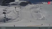 Archived webcam image showing Tuxer Fernerhaus at Hintertux Glacier on 23 Apr 2026 at 11:33