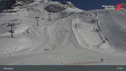 Archived webcam image showing Tuxer Fernerhaus at Hintertux Glacier on 23 Apr 2026 at 17:33