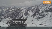 Archiviertes Webcam Bild: Stubaier Gletscher: Daunjochbahn am 12.04.2026 um 13:02 Uhr