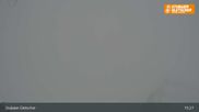 Archived webcam image showing Daunjoch chair lift, Stubai glacier on 10 Jun 2026 at 15:29