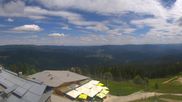 Archiviertes Webcam Bild: Bergstation Arber-Gondelbahn am 12.07.2026 um 12:30 Uhr