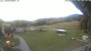 Archiviertes Webcam Bild: Hohenbogen: Talstation und Brünnlhang am 27.10.2026 um 08:28 Uhr
