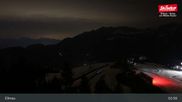 Archiviertes Webcam Bild: Ellmau: Bergstation Hartkaiserbahn am 12.04.2026 um 03:02 Uhr