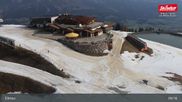 Archiviertes Webcam Bild: Ellmau: Bergstation Hartkaiserbahn am 12.04.2026 um 09:02 Uhr
