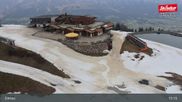Archiviertes Webcam Bild: Ellmau: Bergstation Hartkaiserbahn am 12.04.2026 um 15:02 Uhr