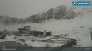 Archiviertes Webcam Bild: Kaunertaler Gletscher: Gletscherzentrum am 12.06.2026 um 13:30 Uhr