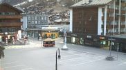 Archiviertes Webcam Bild: Zermatt: Bahnhofplatz am 10.04.2026 um 07:55 Uhr