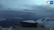 Archiviertes Webcam Bild: Oberstdorf: Nebelhorn Bergstation am 12.04.2026 um 03:47 Uhr