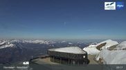 Archived webcam image showing Nebelhorn Top Station (Oberstdorf) on 17 Apr 2026 at 09:43