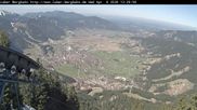 Archiviertes Webcam Bild: Laber Bergbahn: Blick nach Oberammergau am 08.04.2026 um 12:04 Uhr