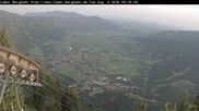Archiviertes Webcam Bild: Laber Bergbahn: Blick nach Oberammergau am 04.08.2026 um 06:27 Uhr