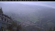 Archiviertes Webcam Bild: Laber Bergbahn: Blick nach Oberammergau am 26.08.2026 um 06:56 Uhr