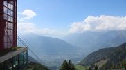 Archiviertes Webcam Bild: Meran 2000: Blick nach Meran am 30.08.2026 um 14:28 Uhr