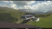 Archiviertes Webcam Bild: Fassatal - Moena - Ankunft der Gondelbahn 