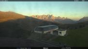 Archiviertes Webcam Bild: Fassatal - Moena - Ankunft der Gondelbahn 